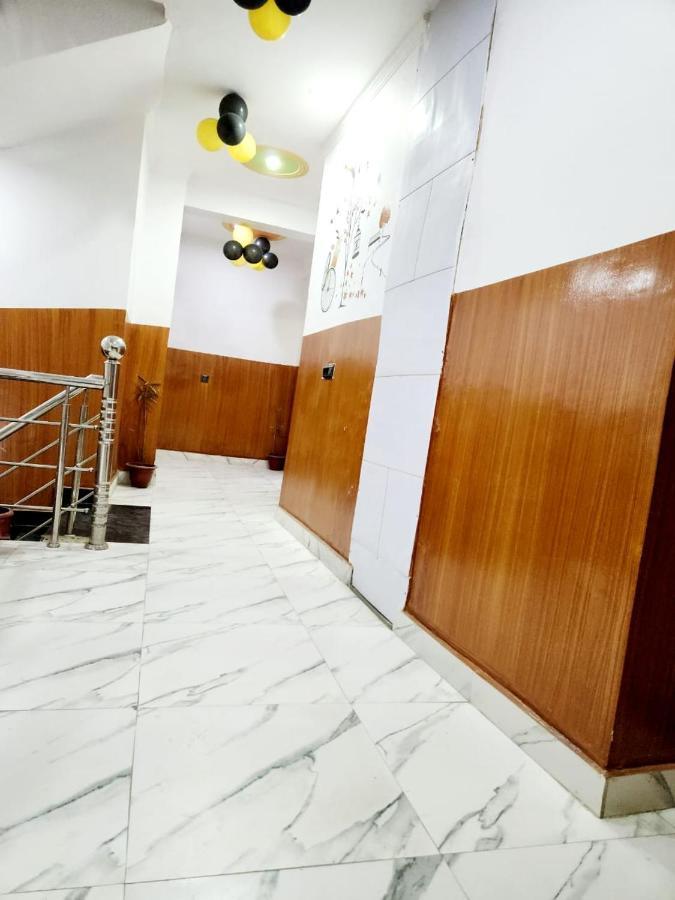 The Hotel Grace Place Inn นิวเดลี ภายนอก รูปภาพ